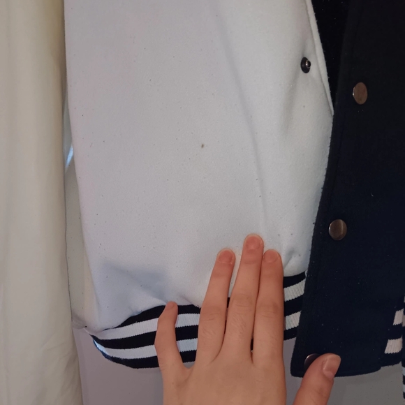 Artsy varsity jacket - Picture 10 of 10